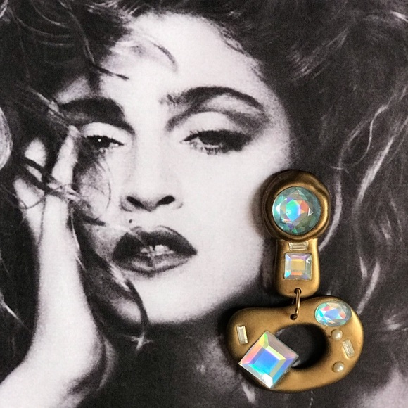 Vintage Jewelry - Vintage Unique large drop earrings